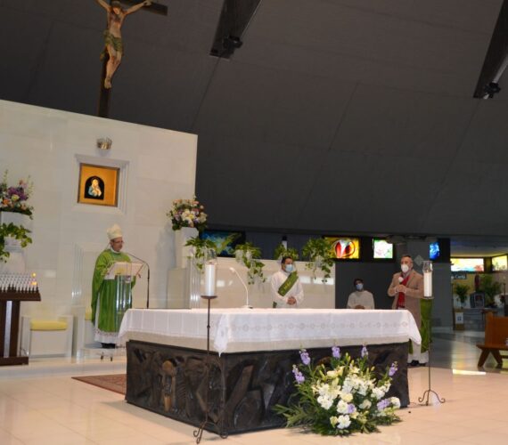Comunicato Stampa: Madonna delle Lacrime Comunicato Stampa: Madonna delle Lacrime